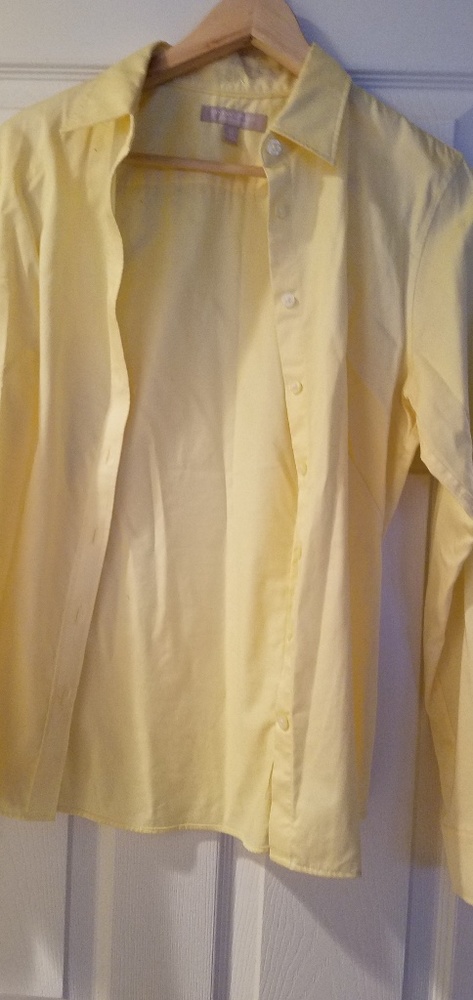 Bannana Republic fitted Yellow shirt